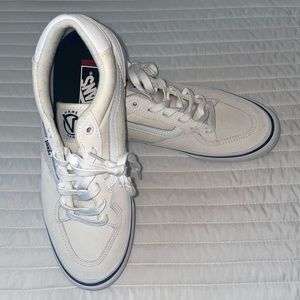 Vans skate shoe Never worn